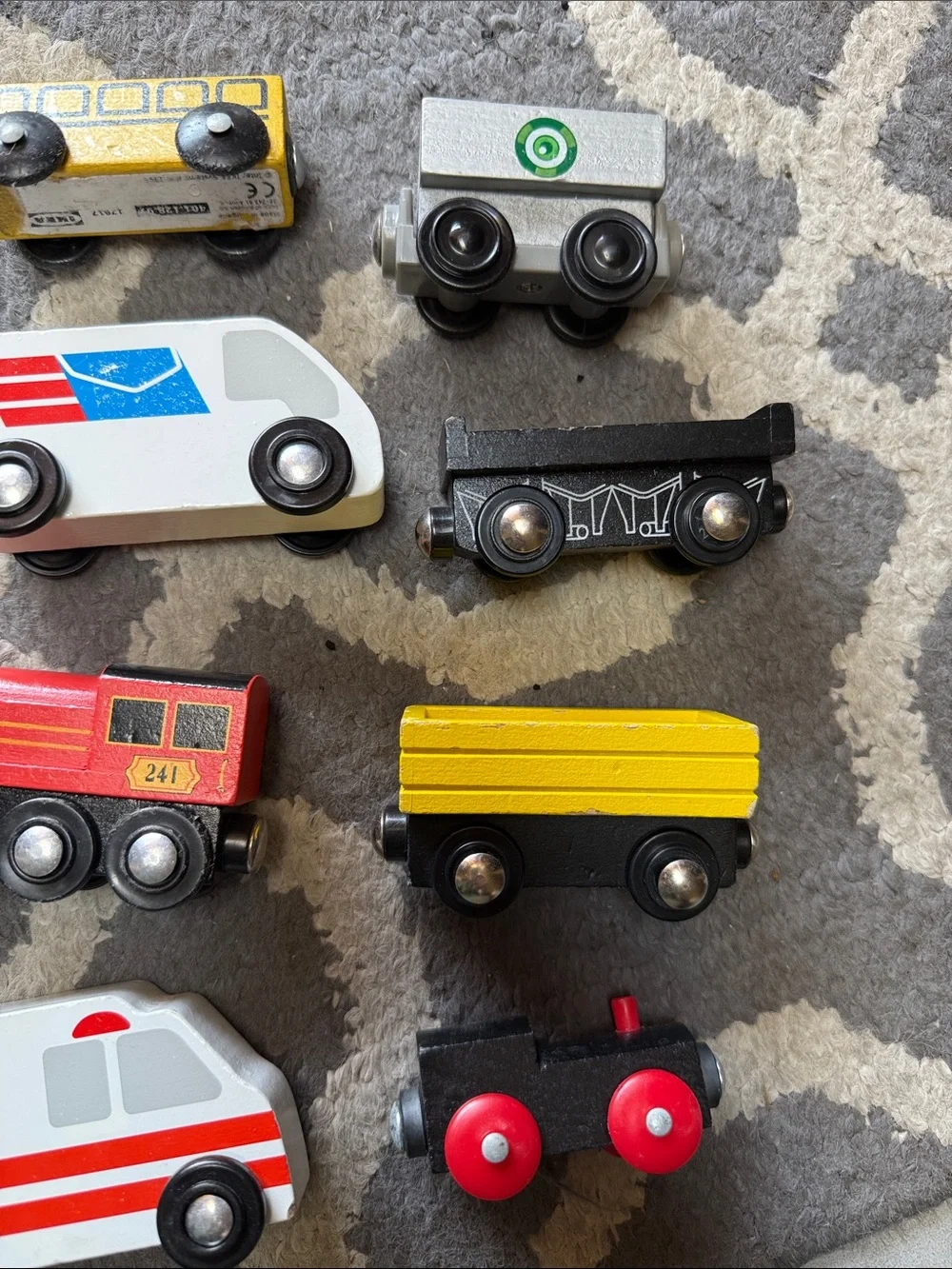 Melissa & Doug wooden toy